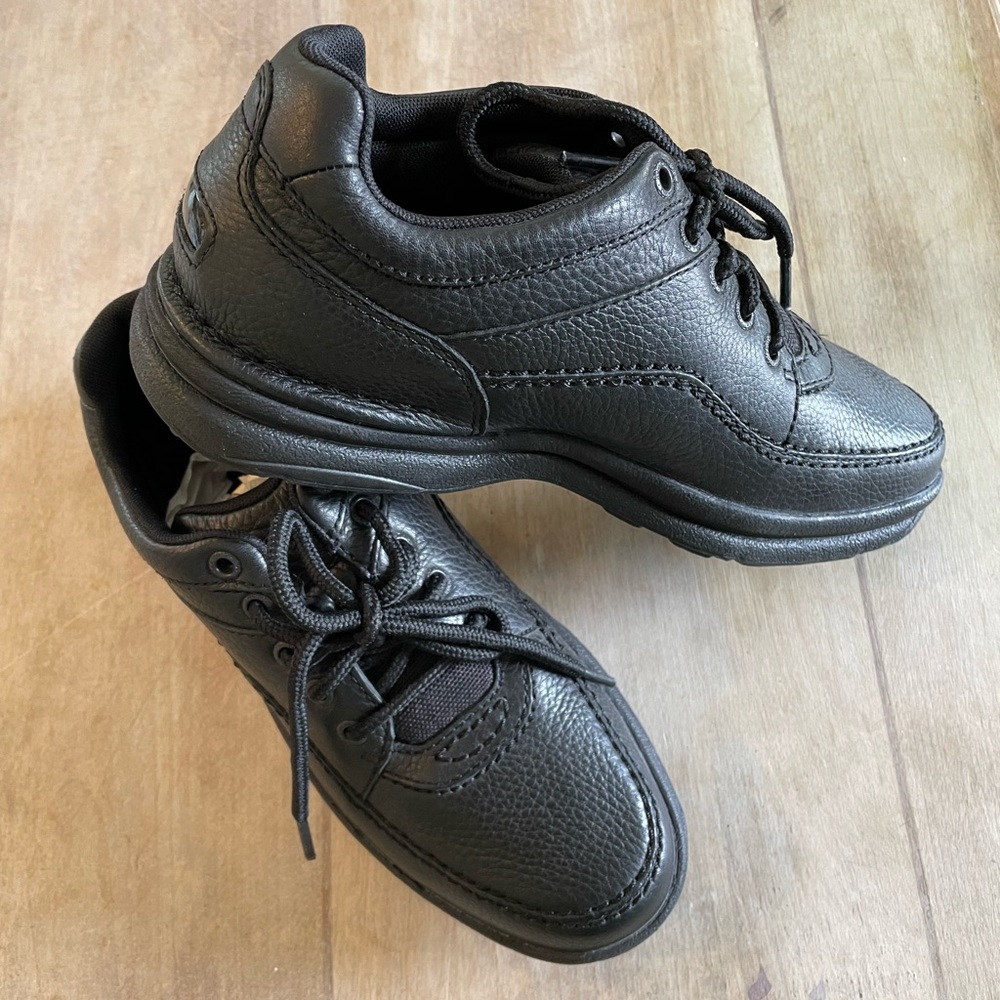 Rockport Mens size 7 Walking Shoes Black